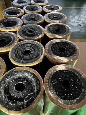 3-20mm Thickness Rubber Roll Flooring for Gym and Fitness and Garage Floor Non-Toxic and Resistant to Fading and UV Rays