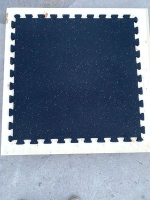 100*100cm Size Interlocking Rubber Floor Tiles for Playground and Gym Fitness 50*50cm Thickness 15mm-50mm