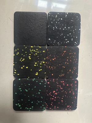 Easy to Clean and Quick-Dry 100cm*100cm 50cm*50cm Gym Rubber Flooring Mats for Fitness