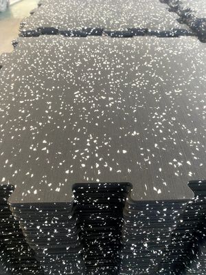 Interlocking Rubber Flooring Tiles for Garden Elevators and Gym Ground and Playground