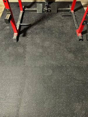 Heavy-Duty Rubber Floor Tiles for Retail Stores and Businesses