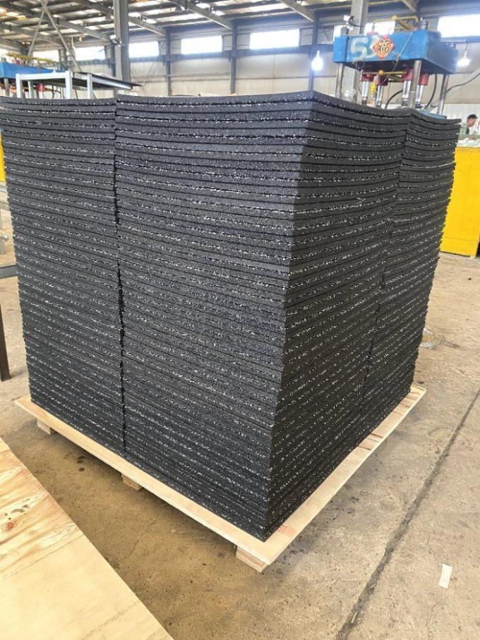 Heavy-Duty Non-Slip Rubber Outdoor Tiles for Children′s Play Areas Surface Solution